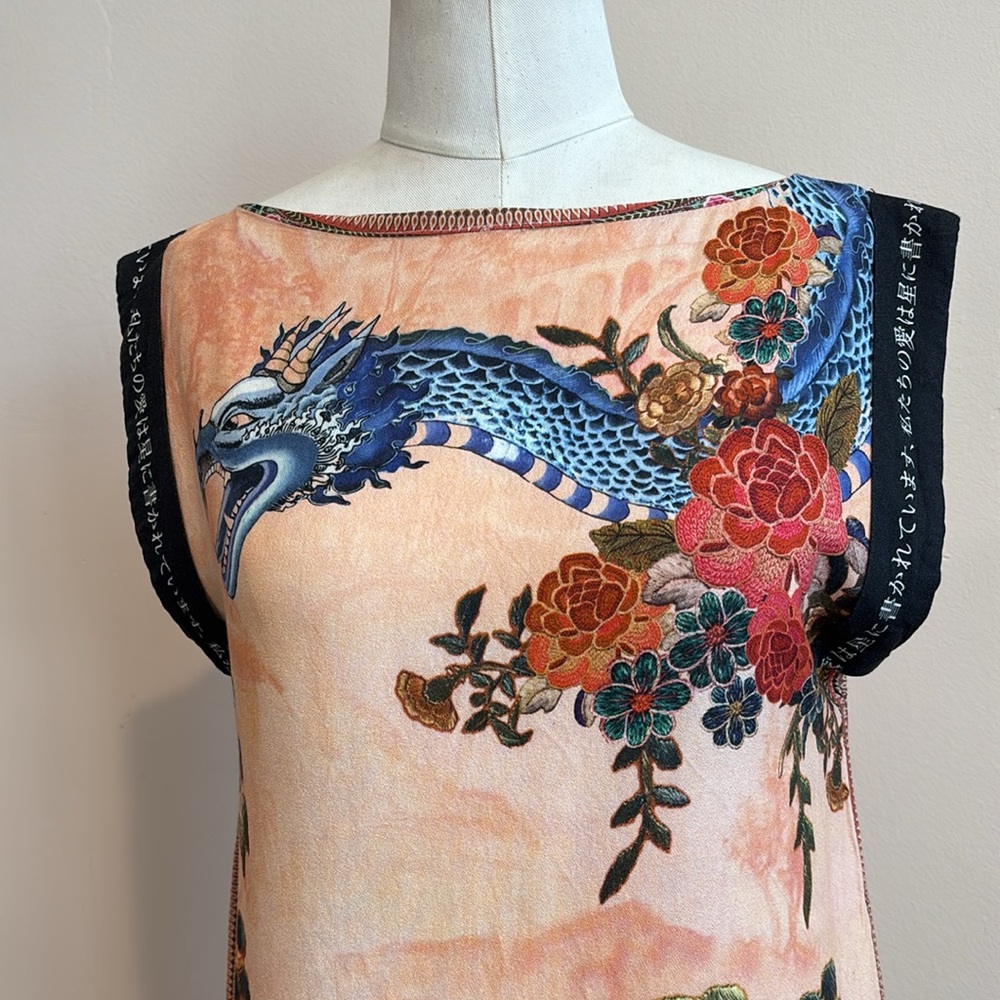 FARM Rio dress - Dragon of the Orient pullover Sheath dress - Picture 3 of 14